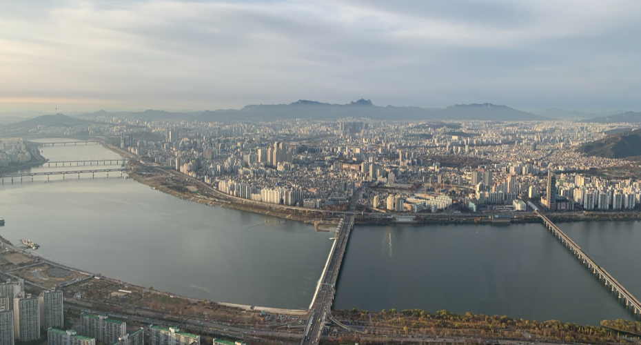 Seoul river and skyline taken from above