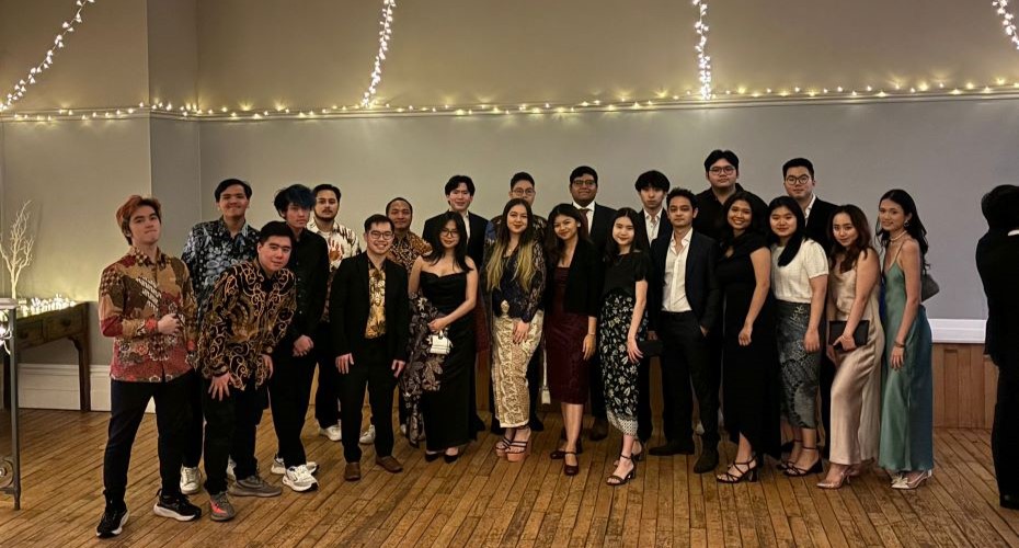 Group of students at the South East Asian Gala